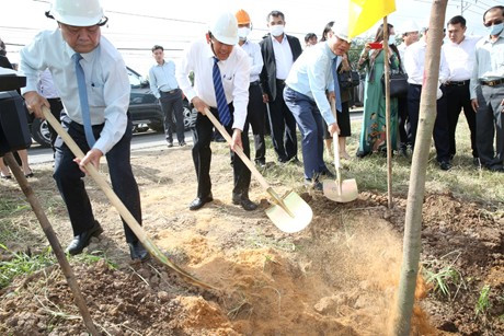 Thủ tướng gửi thư khen Bến Tre hưởng ứng trồng cây
