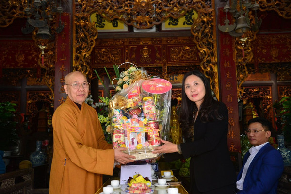 Lãnh đạo Ban Tôn giáo Chính phủ chúc Tết chức sắc Phật giáo Hải Phòng