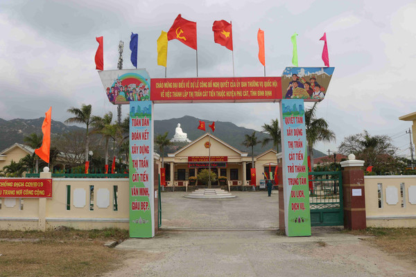Bình Định: Công bố thành lập thị trấn Cát Tiến