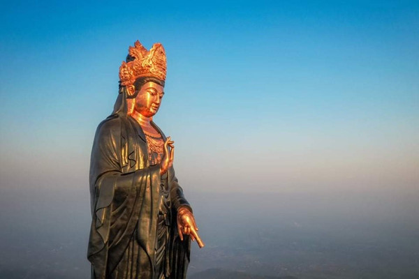 Nam Bộ: Rằm tháng Giêng này đi du xuân bái Phật ở đâu