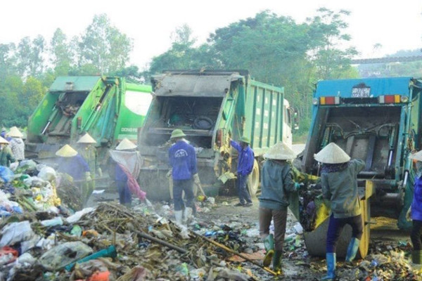 Đức Thọ (Hà Tĩnh): Nỗi lo ô nhiễm từ rác thải tồn ứ ở bãi Phượng Thành