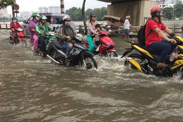 TP.HCM: Dự kiến huy động 30.000 người tham gia ứng phó tình trạng ngập lụt