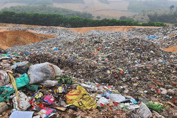 Thanh Hóa: Bãi rác “treo đầu dân”