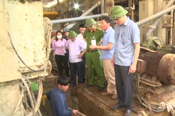 Thanh Hóa: Thêm 1 cơ sở sản xuất bột giấy ở huyện Quan Hóa xả thải trực tiếp ra sông Mã