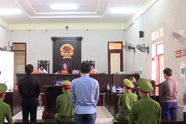 Điện Biên: Phạt tù 4 đối tượng tổ chức đưa người xuất cảnh trái phép sang Lào