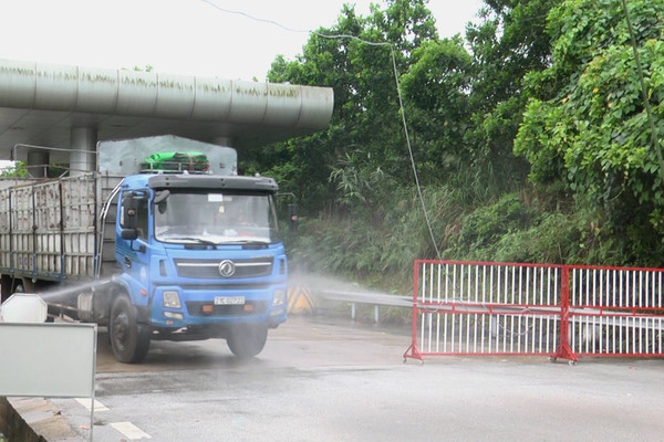 Yên Bái: Yêu cầu lái xe chở hàng hóa phải thực hiện nghiêm công tác phòng chống dịch