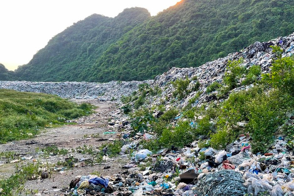 Cơ sở gây ô nhiễm môi trường nghiêm trọng ở Ninh Bình: “Dài cổ” chờ xử lý