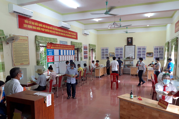 Bắc Giang: Trong tâm dịch Covid -19 nhưng tỷ lệ cử tri hoàn thành bầu cử đạt cao