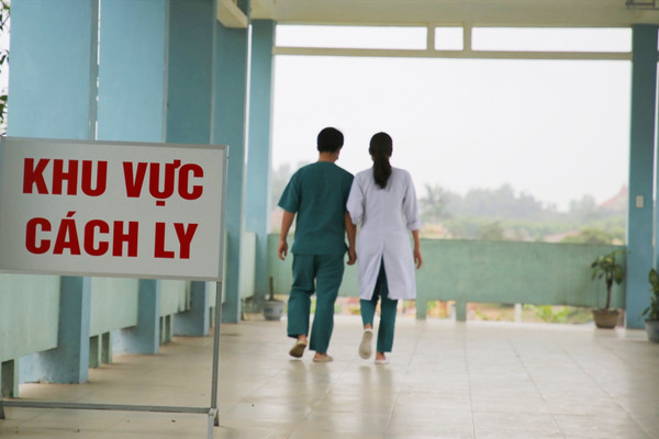 Quảng Trị: Người trở về từ Hà Nội về Đà Nẵng tự cách ly và khai báo y tế