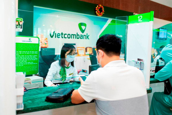 S&P nâng đánh giá triển vọng tín nhiệm của Vietcombank từ mức ổn định lên mức tích cực  