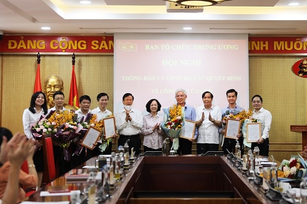 Ban Tổ chức Trung ương triển khai các quyết định về công tác cán bộ