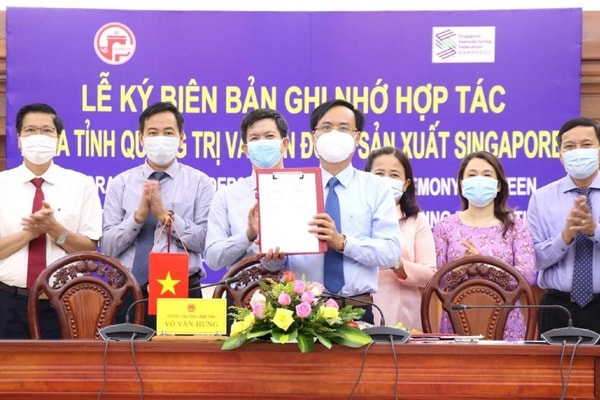 Quảng Trị và Liên đoàn sản xuất Singapore ký kết biên bản hợp tác phát triển