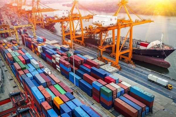 Nhận diện những hạn chế của kinh tế Việt Nam 6 tháng đầu năm