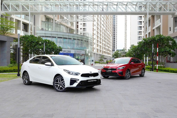 Ưu đãi đặc biệt dành cho khách hàng mua xe Kia, Mazda trong tháng 6/2021