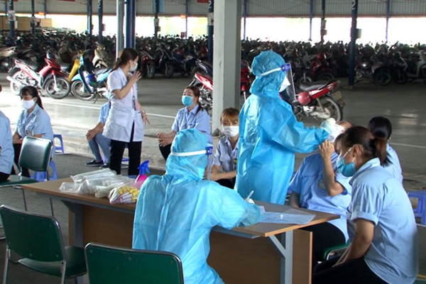 Hà Nam: Chính quyền, doanh nghiệp chung tay đẩy lùi dịch bệnh, phát triển sản xuất