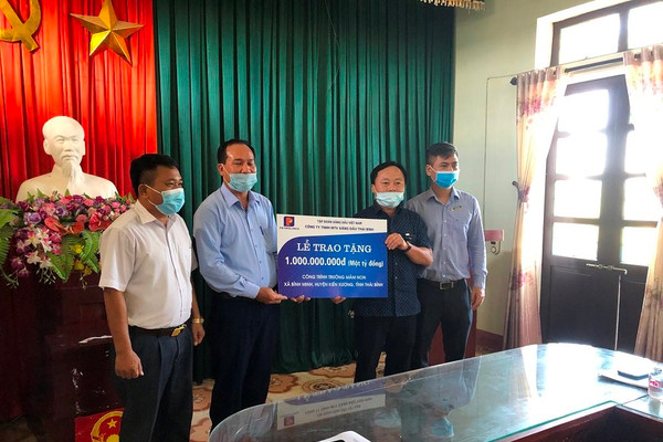 Petrolimex Thái Bình hỗ trợ 1 tỷ đồng Quỹ ASXH xã Bình Minh