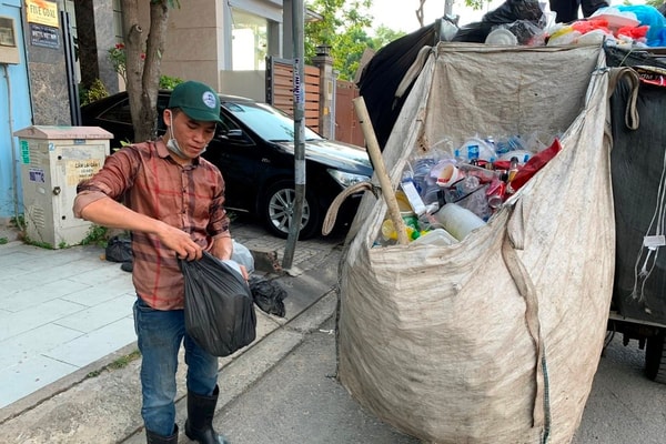TP.HCM: Nhiều lợi ích khi phân loại rác thành 2 loại