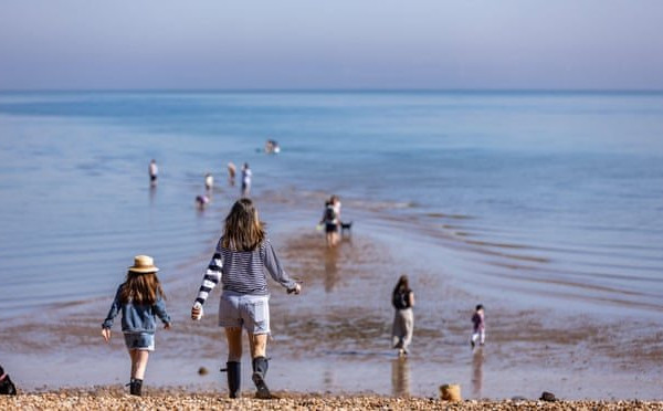 Southern Water bị phạt mức kỷ lục 90 triệu bảng Anh vì xả nước thải ra biển