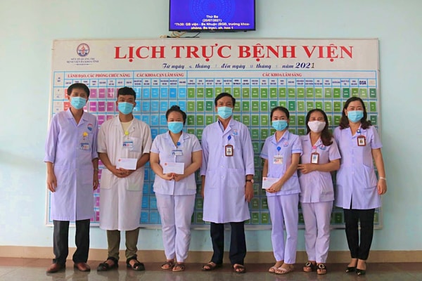 Quảng Trị: 35 cán bộ, nhân viên y tế lên đường hỗ trợ tỉnh Bình Dương chống dịch