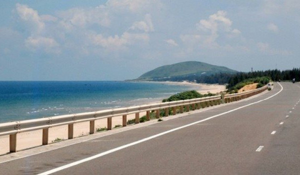 Phấn đấu khởi công xây dựng đường bộ ven biển đoạn qua Ninh Bình trước ngày 30/9/2021