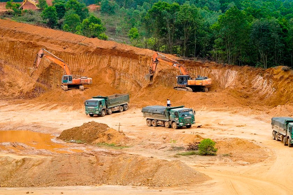 Thanh Hóa: Chưa chấp thuận 2 dự án khai thác mỏ đất tại Như Thanh và Thọ Xuân