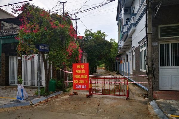 Thanh Hóa: Đình chỉ Chủ tịch xã lơ là chống dịch, huyện Nga Sơn áp dụng Chỉ thị 16