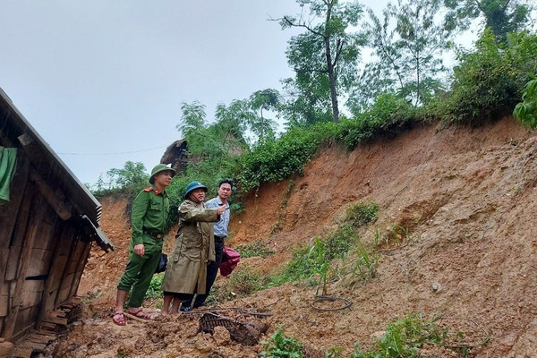 Cảnh báo lũ quét, sạt lở đất ở Nghệ An, Hà Tĩnh