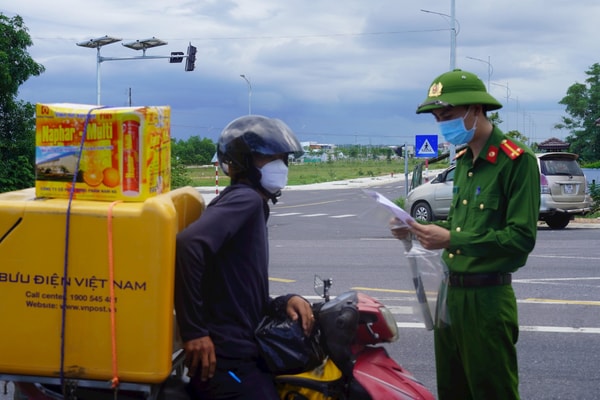 Quảng Trị: Khuyến cáo người dân hạn chế vào ra TP Đông Hà nếu không cần thiết