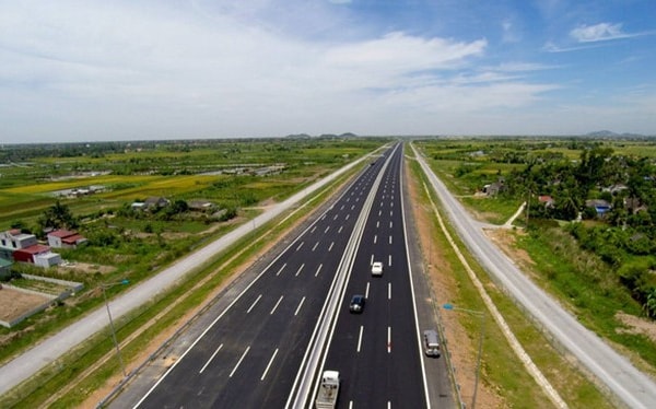 Không được để chậm tiến độ hoàn thành dự án thành phần trên tuyến cao tốc Bắc - Nam phía đông