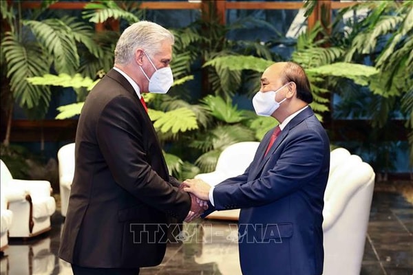 Chủ tịch nước Nguyễn Xuân Phúc hội đàm với Chủ tịch Cuba Miguel Díaz-Canel