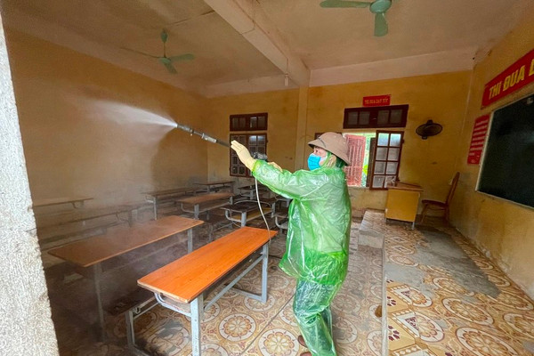 Sơn La: Dọn dẹp, khử khuẩn trường lớp để học sinh vùng dịch tựu trường