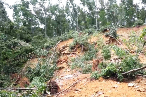 Hà Tĩnh:  Nỗi lo sạt lở đất trong mùa mưa bão