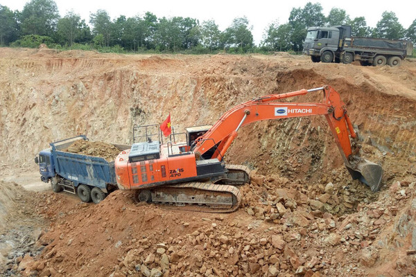 Quảng Trị: Bổ sung quy hoạch 65 mỏ đất làm vật liệu san lấp