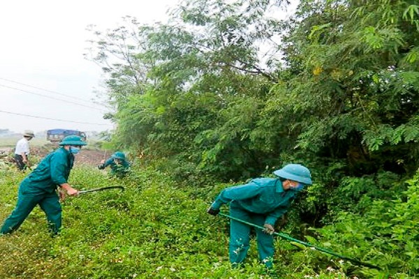 Triệu Sơn (Thanh Hóa): Ra quân dọn vệ sinh môi trường, giải tỏa hành lang ATGT