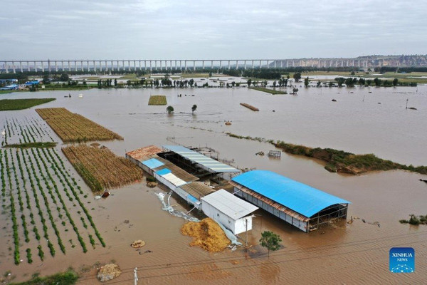 Hơn 120.000 người dân ở Trung Quốc phải sơ tán vì ngập lụt nghiêm trọng