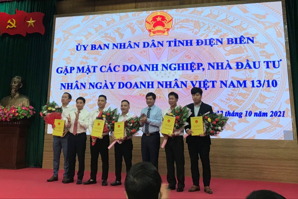 Điện Biên: Gặp mặt doanh nghiệp, nhà đầu tư nhân ngày Doanh nhân Việt Nam