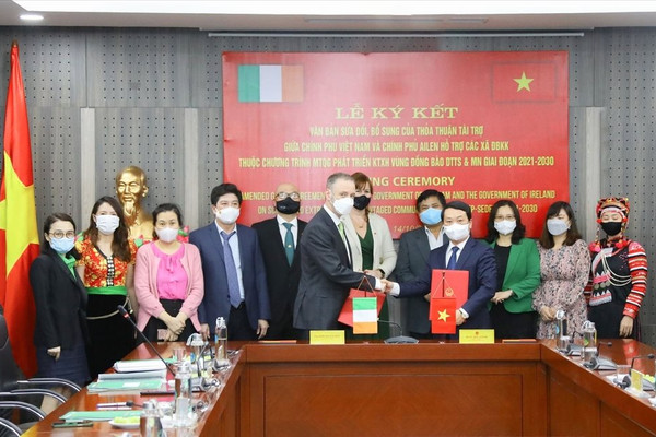 Chính phủ Ai Len sẵn sàng hỗ trợ Việt Nam triển khai Chương trình MTQG
