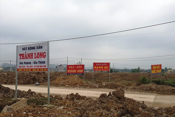 Ninh Bình: Đấu giá đất để “trả nợ” đầu tư xây dựng nông thôn mới