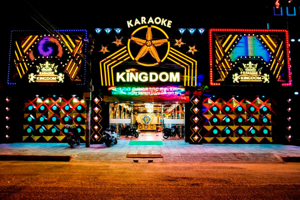 Quảng Nam cho phép được mở cửa trở lại các cơ sở karaoke, massage