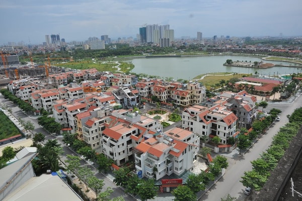 Thị trường bất động sản Nam - Bắc diễn biến trái chiều