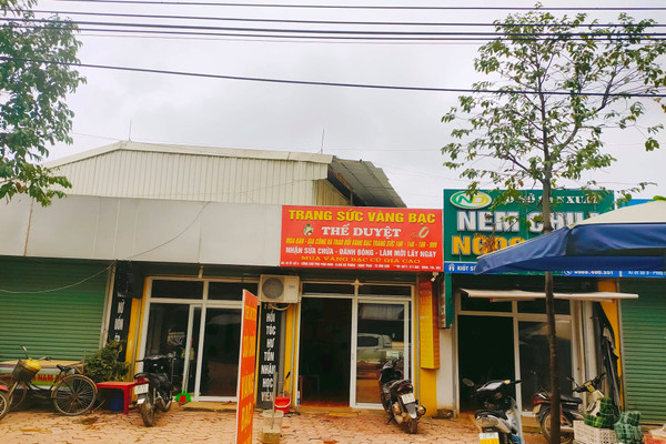 Bỉm Sơn (Thanh Hóa): Công ty Chợ Bỉm Sơn chây ì tháo dỡ 11 ki ốt