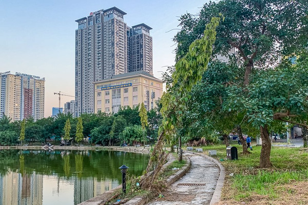 Công viên hồ điều hoà Mai Dịch - Hà Nội: Tình trạng xuống cấp của dự án gần nghìn tỷ