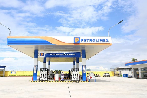 Petrolimex tiên phong tại Việt Nam kinh doanh xăng RON95 tiêu chuẩn khí thải mức 5 