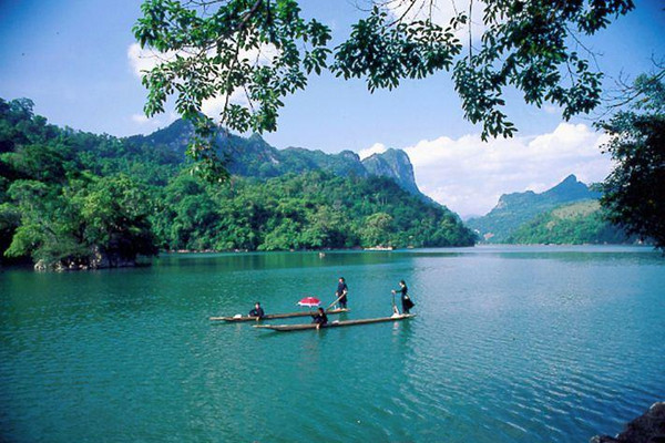 Bảo tồn danh lam thắng cảnh Hồ Ba Bể trở thành điểm du lịch hấp dẫn