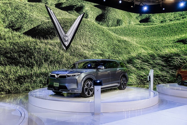 VinFast ra mắt dải sản phẩm ô tô điện phủ đủ 5 phân khúc A-B-C-D-E
