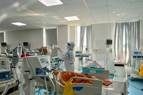 Việt Nam ghi nhận thêm 36.200 ca nhiễm COVID-19