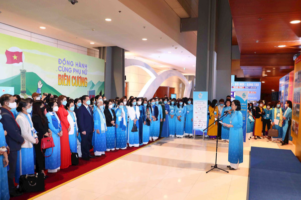 Triển lãm 'Hội Liên hiệp Phụ nữ Việt Nam - viết tiếp những ước mơ