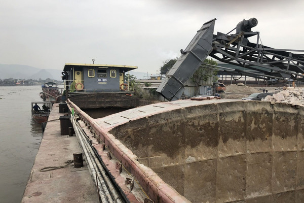 Quảng Ninh: Xử phạt Công ty CP VLXD tổng hợp Đức Cường 140 triệu đồng vì khai thác cát trái phép