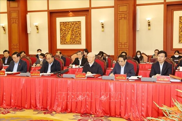 Tổng Bí thư chủ trì họp Bộ Chính trị về phát triển Hà Nội