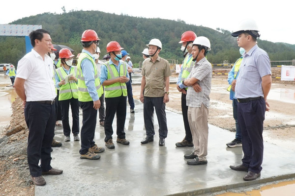 Thừa Thiên - Huế: Đẩy nhanh tiến độ dự án Nhà máy xử lý rác thải gần 1.700 tỉ đồng